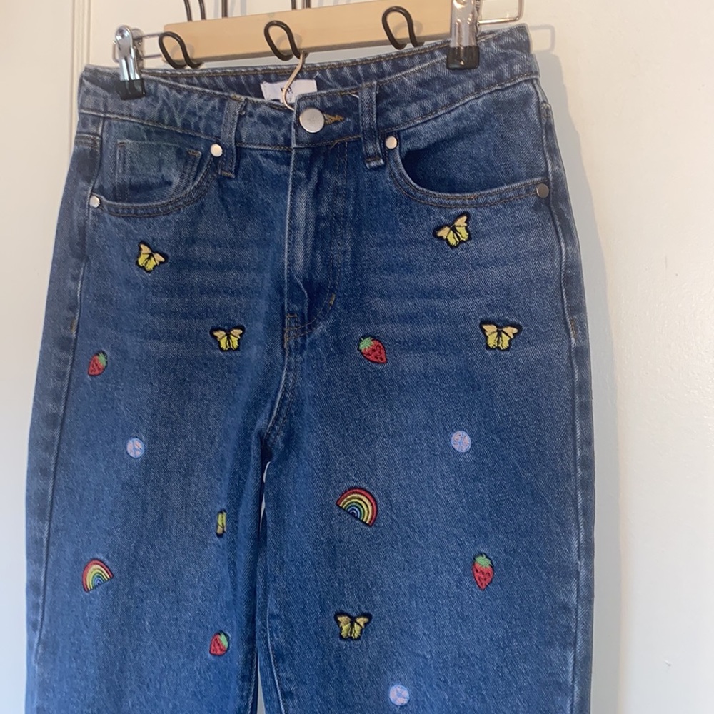 bp mom jeans embroidered patches ‘60s revival denim